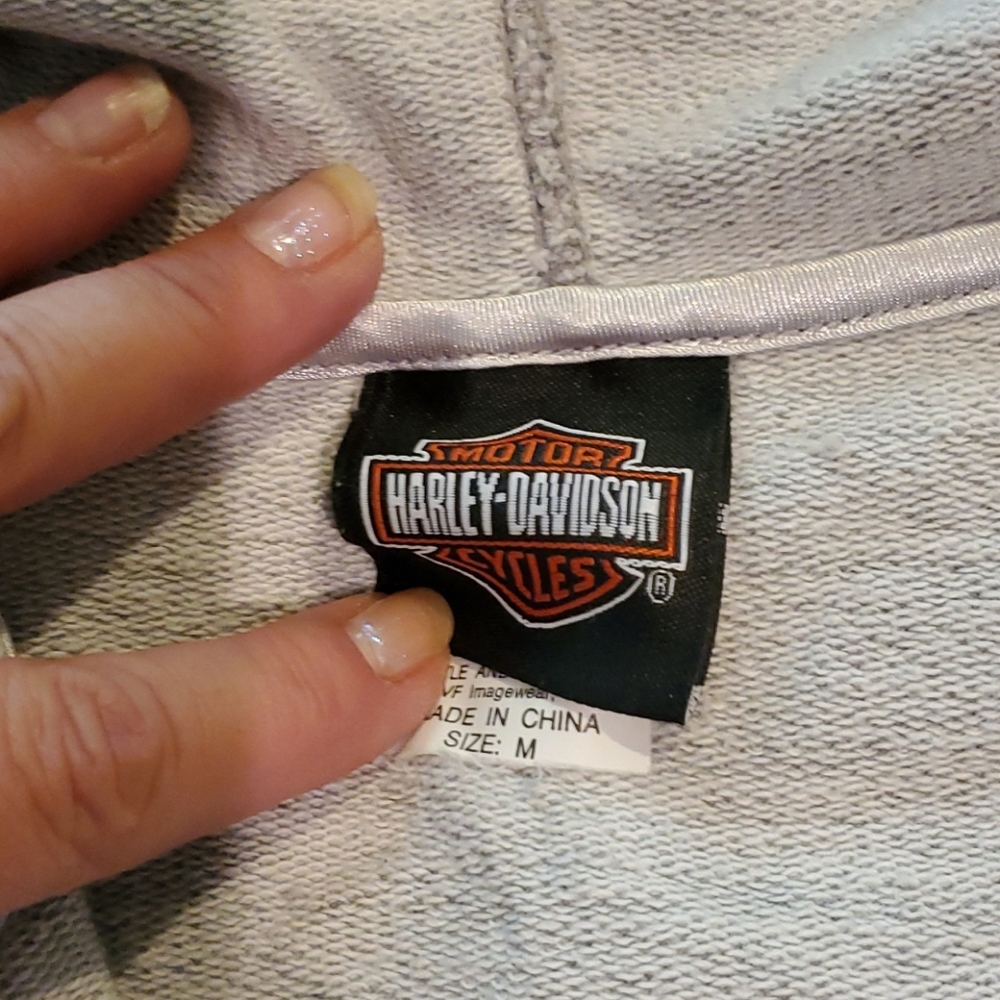 Sweatshirt - Picture 6 of 6